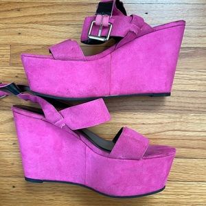 Women’s platform/ wedge heel